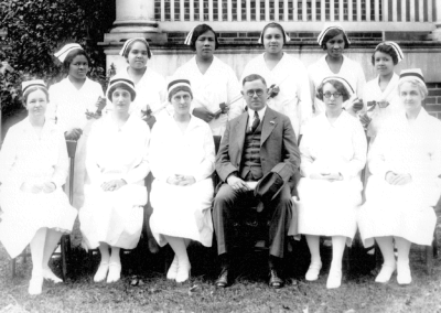 1927 Dixie Nursing Students with Dr. Howe